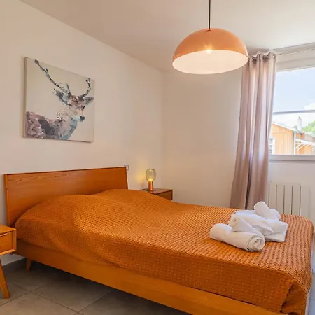 3 Avec Piscine, Clim, Parking & Дом отдыха Naujac-sur-Mer