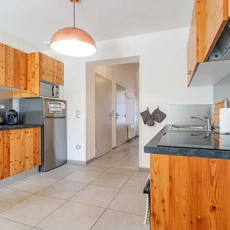 3 Avec Piscine, Clim, Parking &